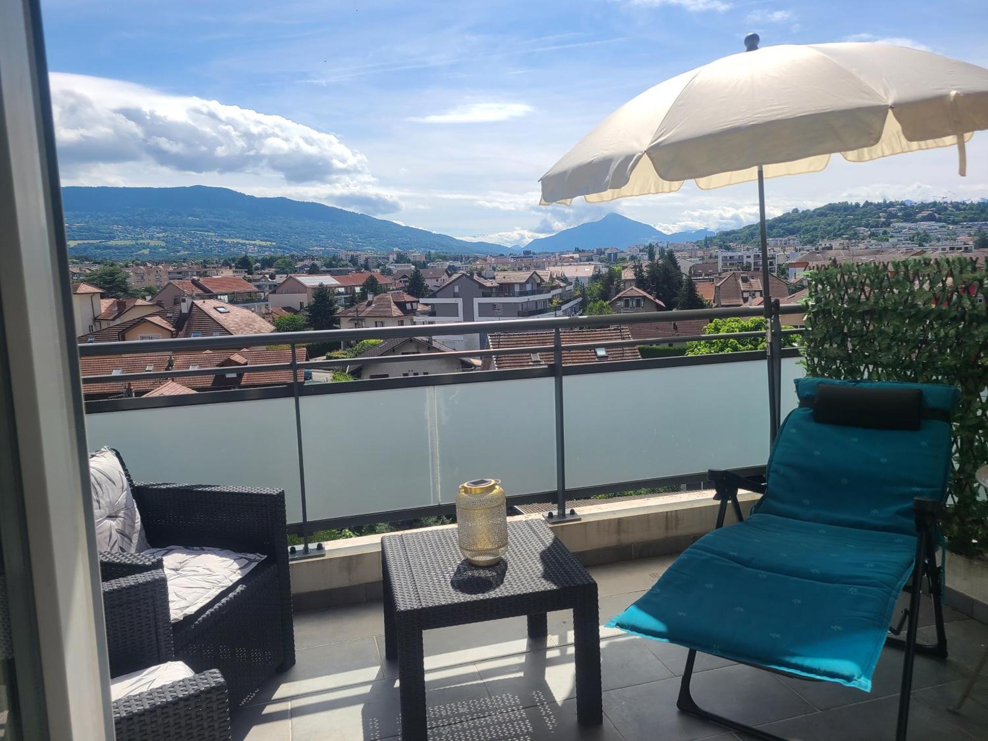 Joli T2 Proche Gare Avec Vue Apartment Annemasse Luaran gambar